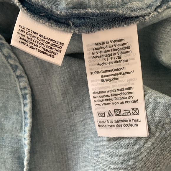 J. Crew Mercantile Sz XS  Chambray Denim Button Shirt Tie Front Summer - Picture 8 of 8